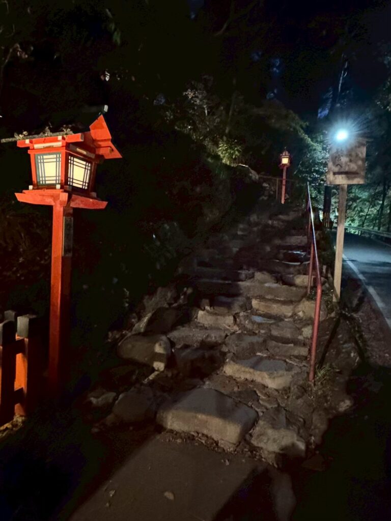 結社の階段