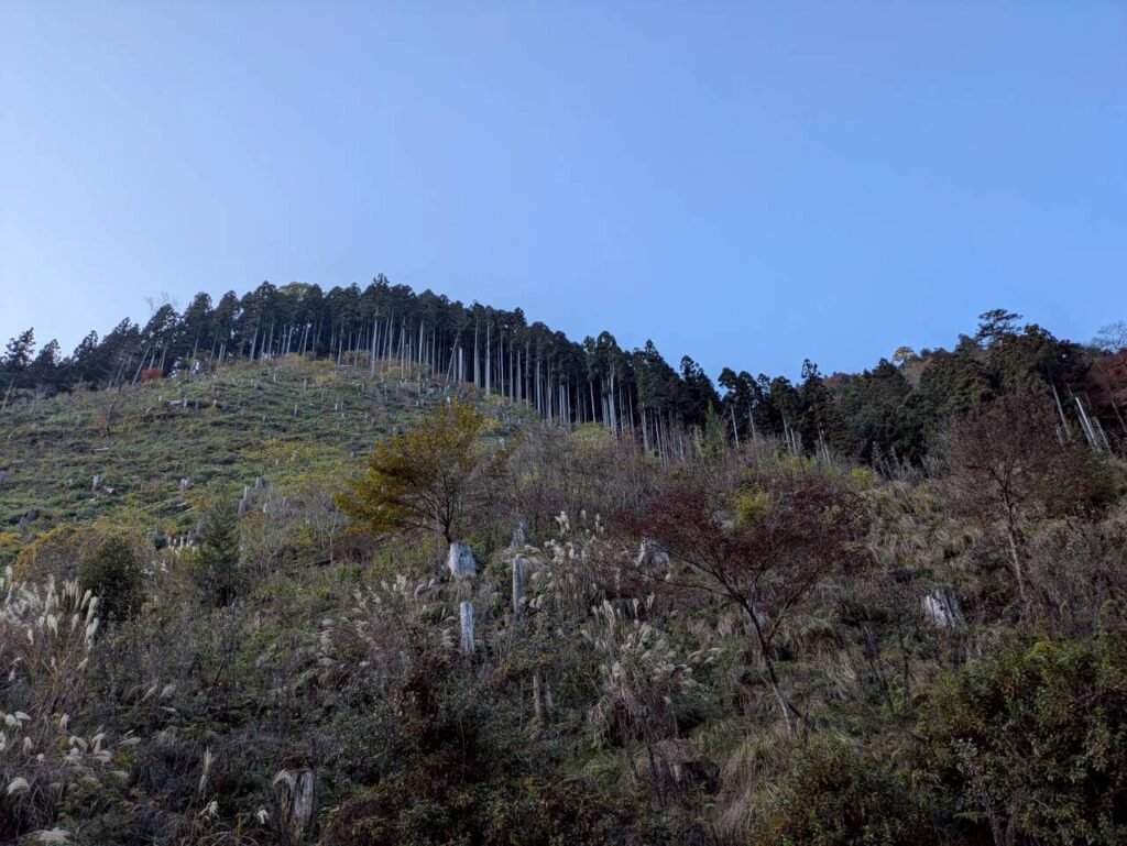 貴船神社バスを降りたところ