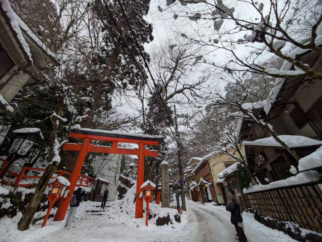貴船神社の鳥居（雪景色）